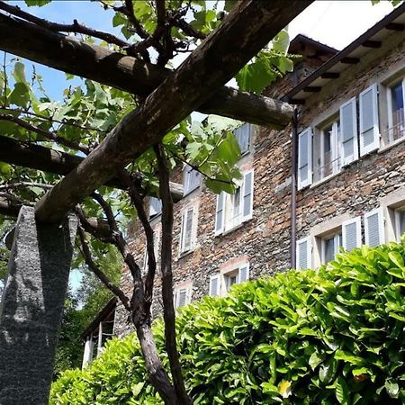 Casa Huerlimann Apartment Breno ภายนอก รูปภาพ